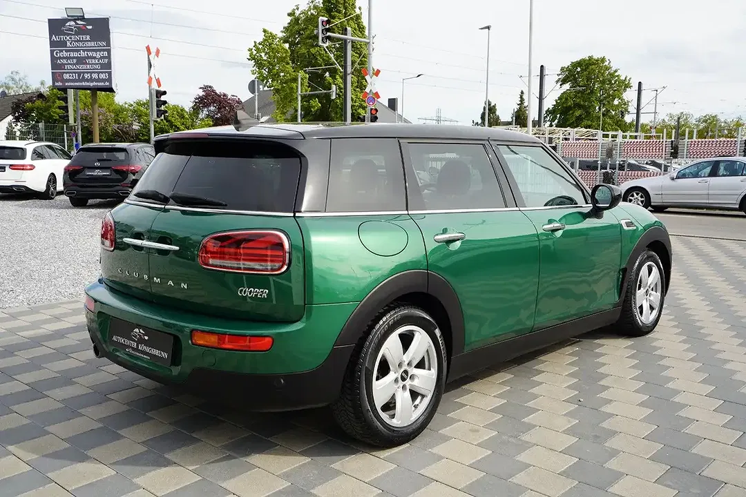 MINI Cooper Clubman - Thumbnail 3