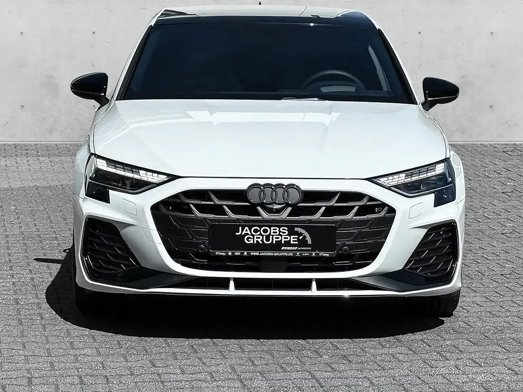 Audi A3 - Thumbnail 3