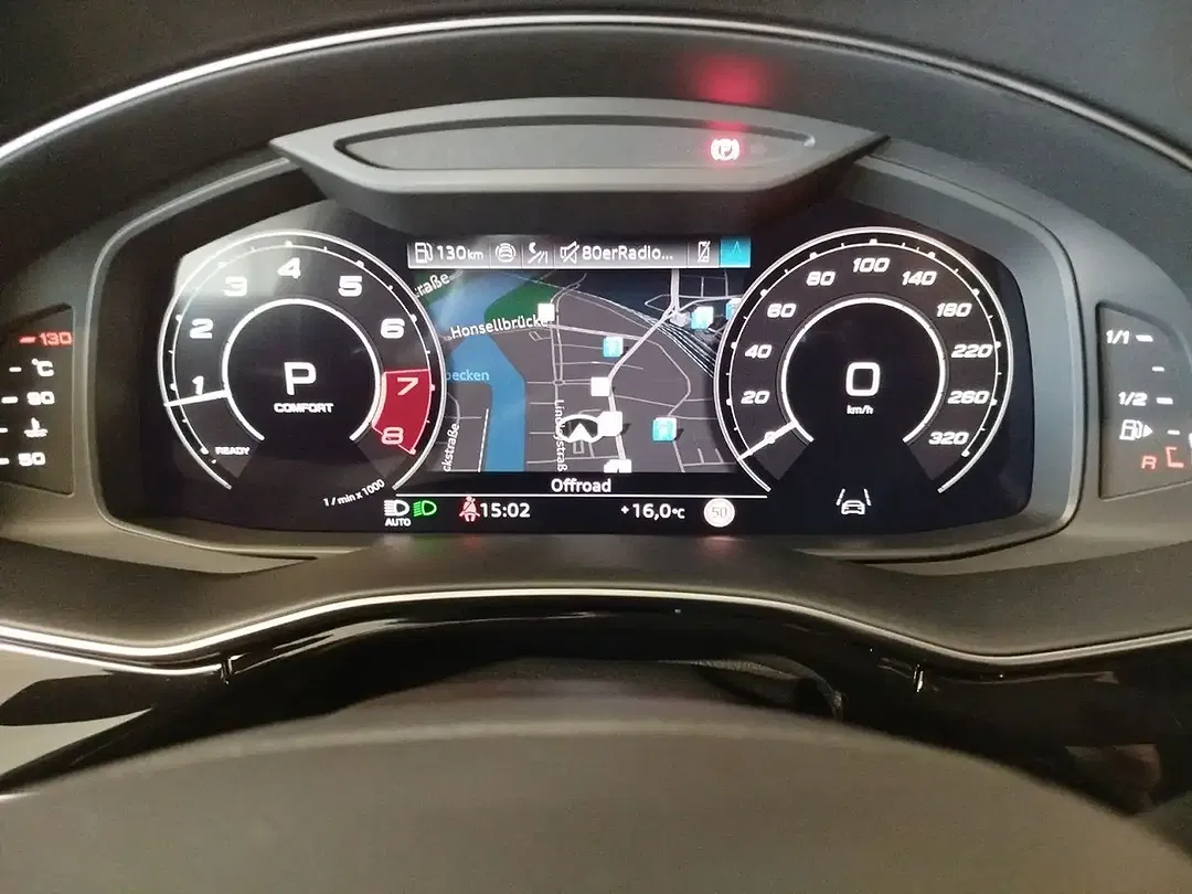 Audi RS Q8 - Thumbnail 8