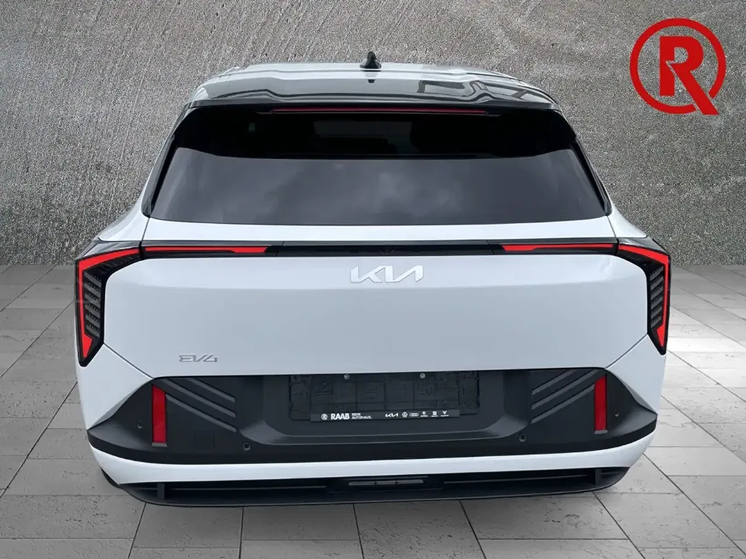 Kia EV4 - Thumbnail 5