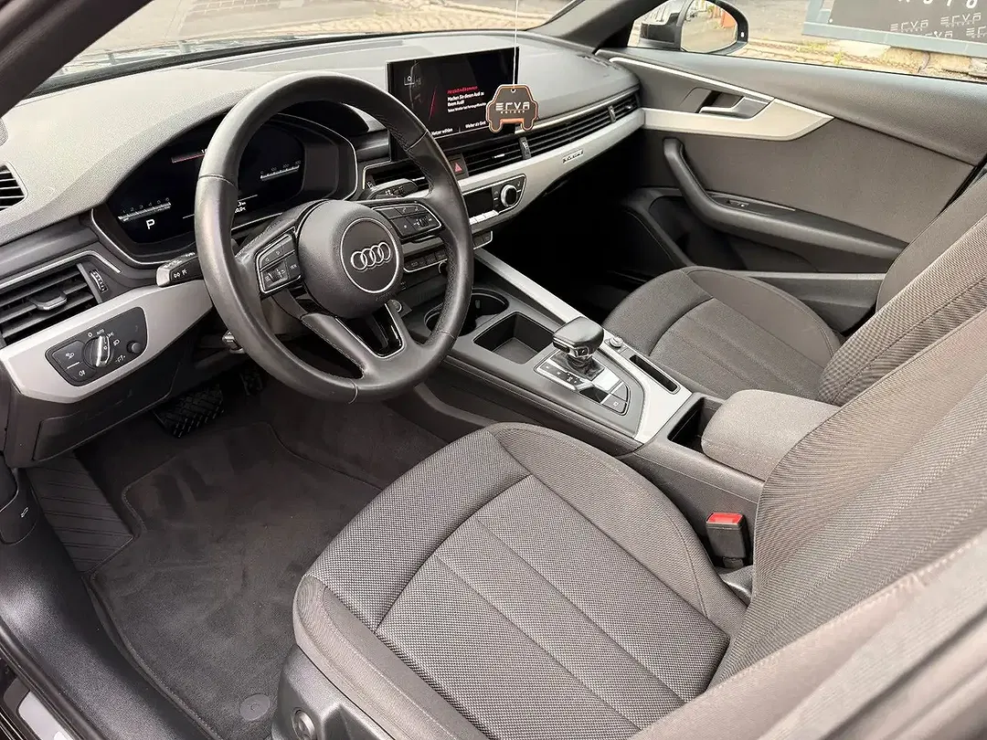 Audi A4 - Thumbnail 11