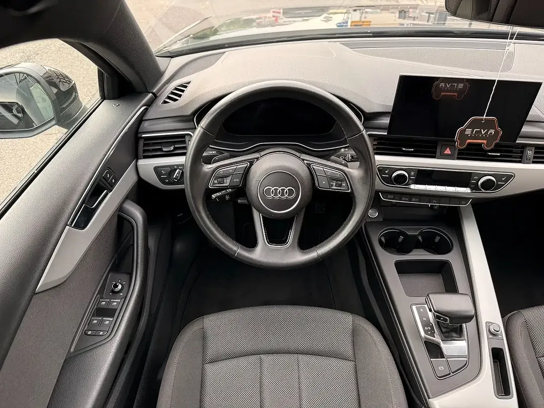 Audi A4 - Thumbnail 13