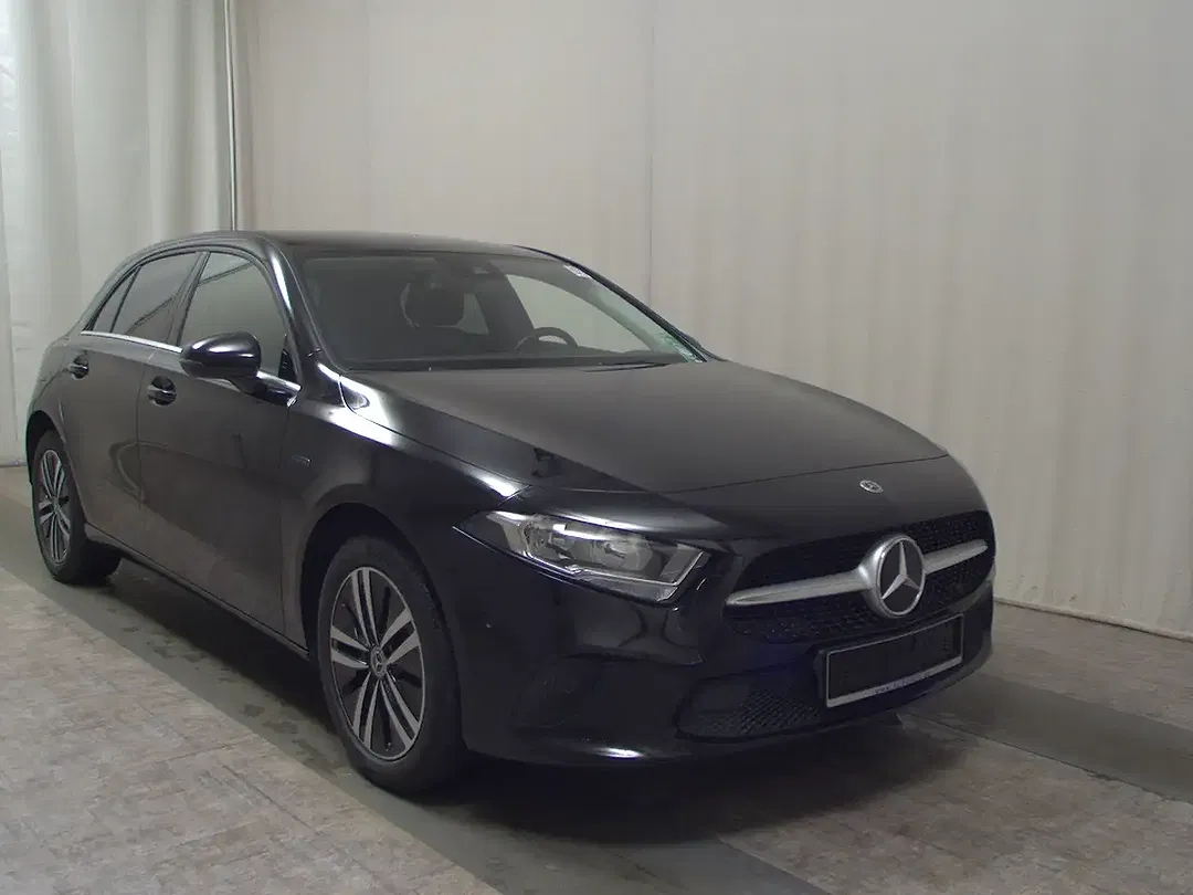 Mercedes-Benz A 250 - Thumbnail 3