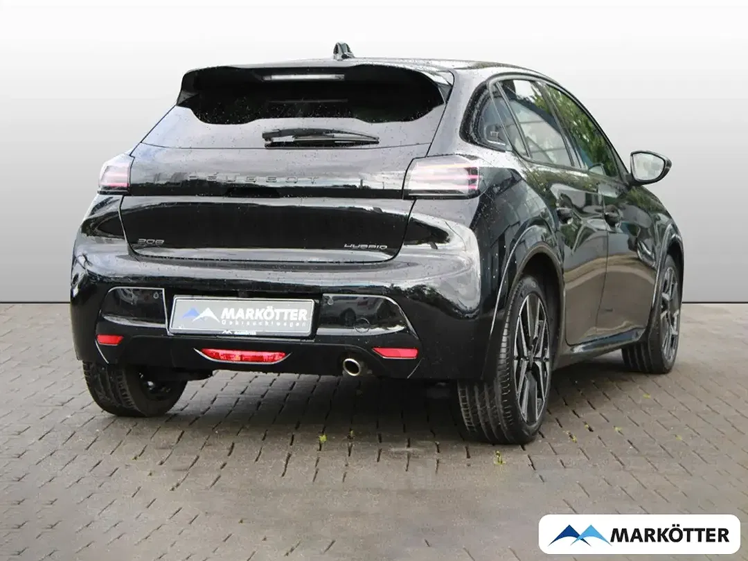 Peugeot 208 - Thumbnail 2