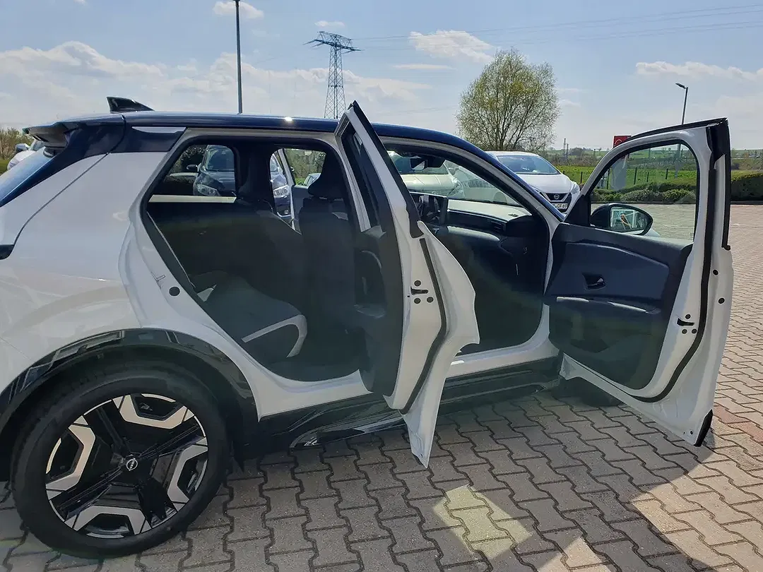 Nissan Micra - Thumbnail 14