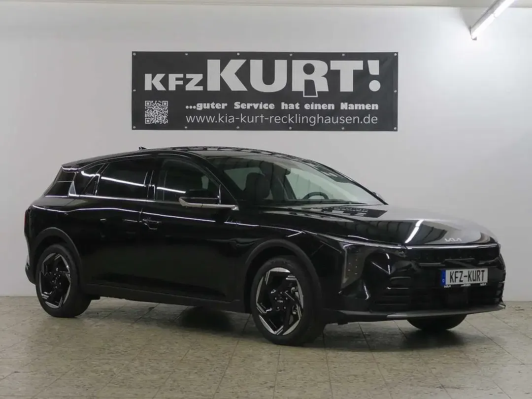 Kia K4 - Thumbnail 1