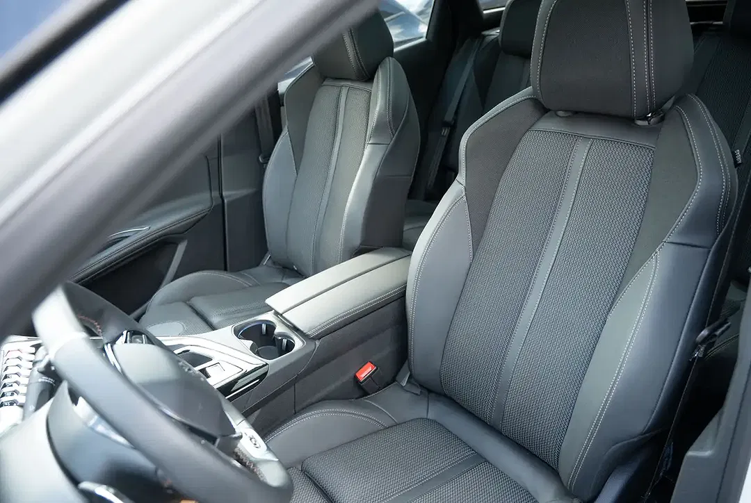 Peugeot 3008 - Thumbnail 7