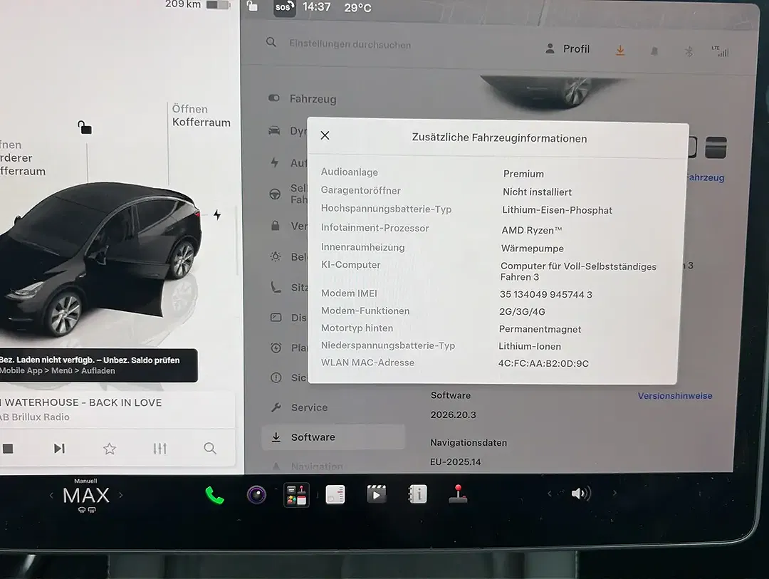 Tesla Model Y - Thumbnail 15