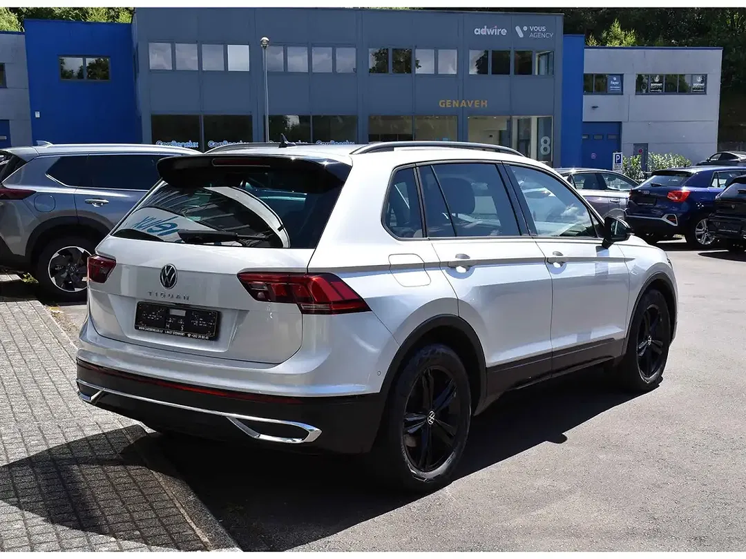 Volkswagen Tiguan - Thumbnail 4