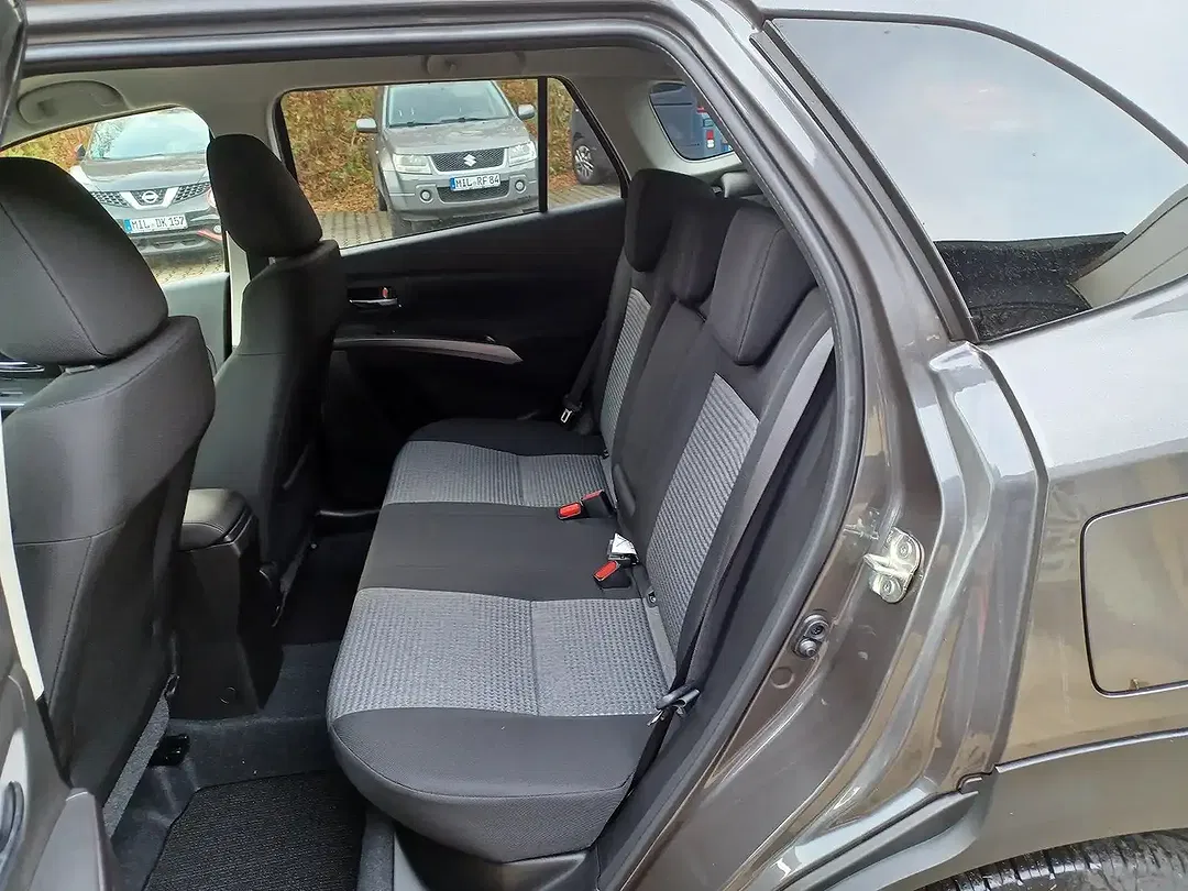 Suzuki S-Cross - Thumbnail 8