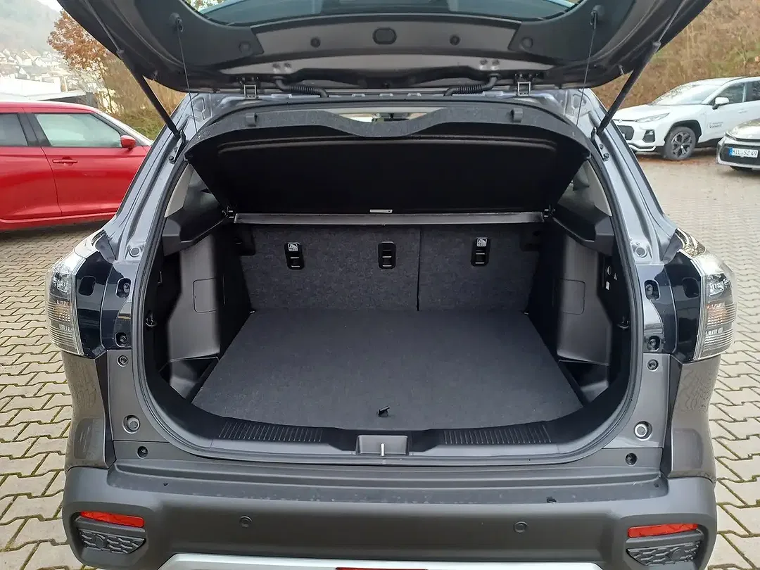 Suzuki S-Cross - Thumbnail 9
