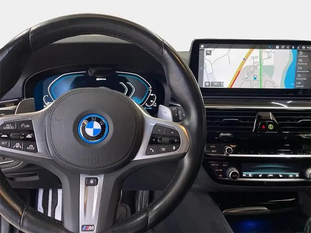 BMW 530 - Thumbnail 13