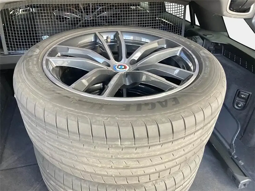 BMW 530 - Thumbnail 6