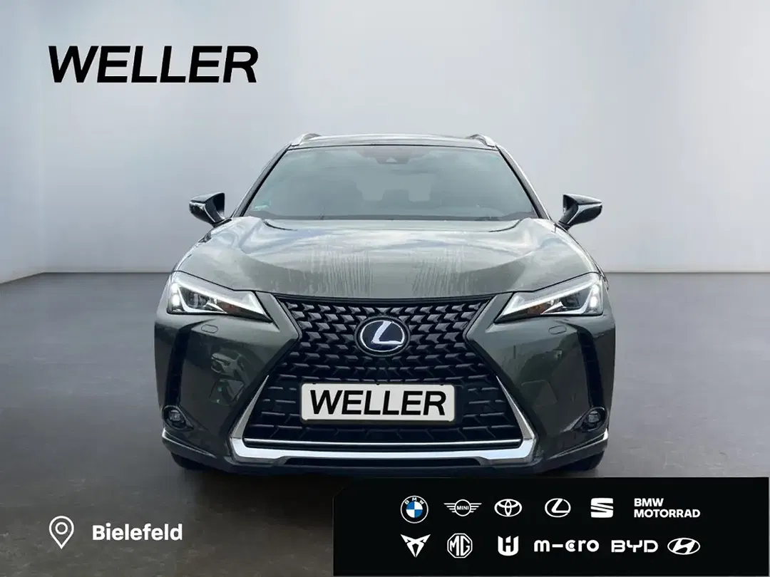 Lexus UX 250h - Thumbnail 2