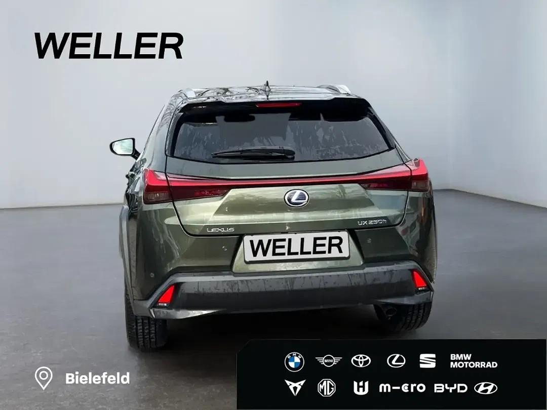 Lexus UX 250h - Thumbnail 6
