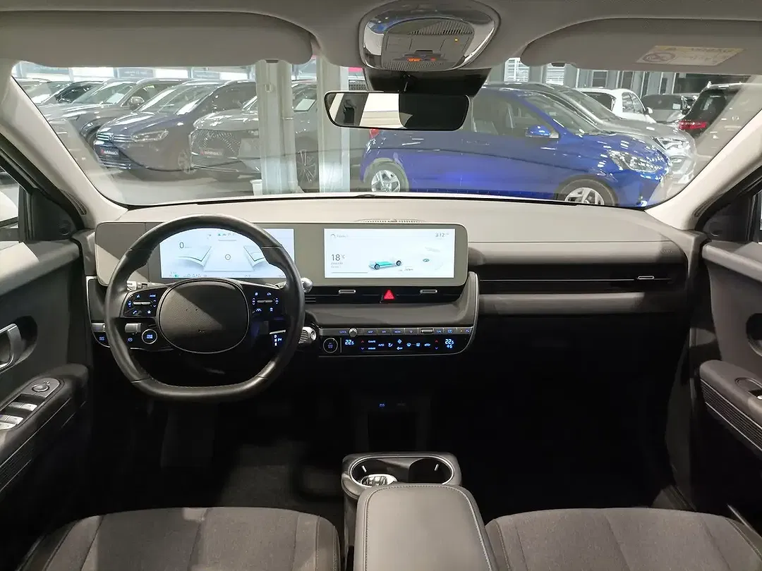 Hyundai IONIQ 5 - Thumbnail 9