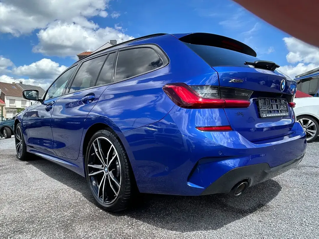 BMW 330 - Thumbnail 6