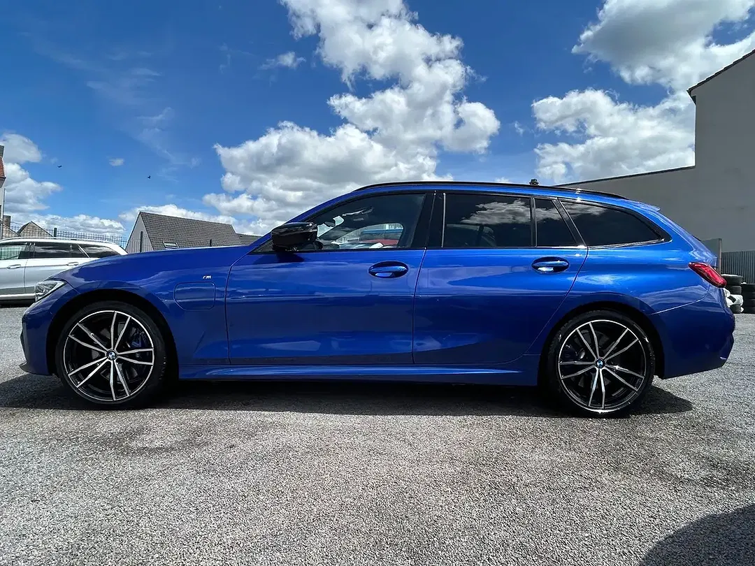 BMW 330 - Thumbnail 7
