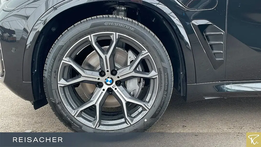 BMW X5 - Thumbnail 3