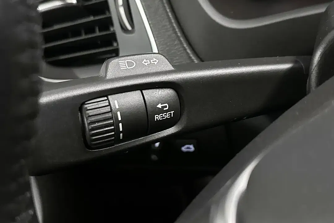 Volvo V40 - Thumbnail 16