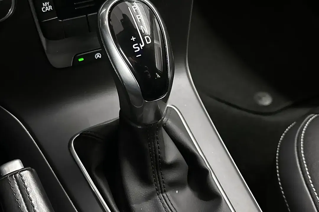 Volvo V40 - Thumbnail 22