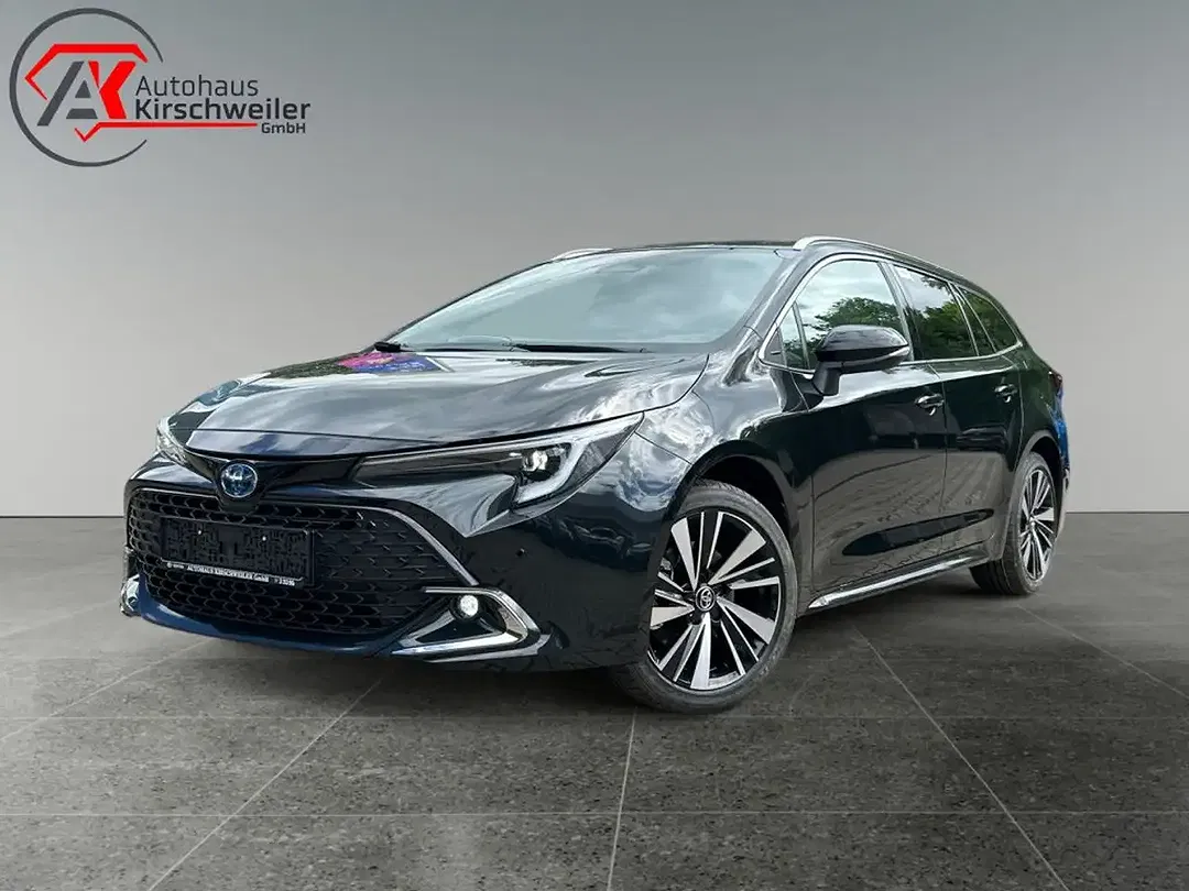 Toyota Corolla - Thumbnail 1