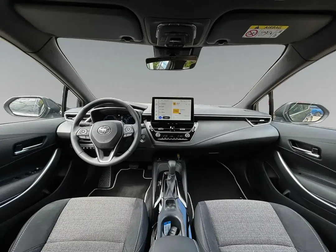 Toyota Corolla - Thumbnail 10