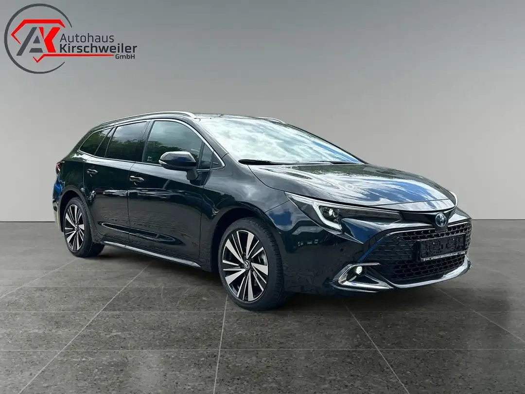 Toyota Corolla - Thumbnail 7