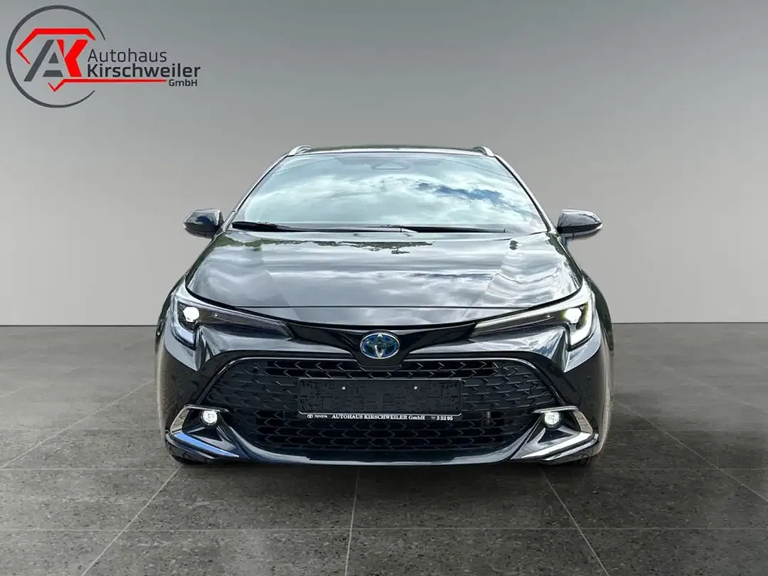 Toyota Corolla - Thumbnail 8