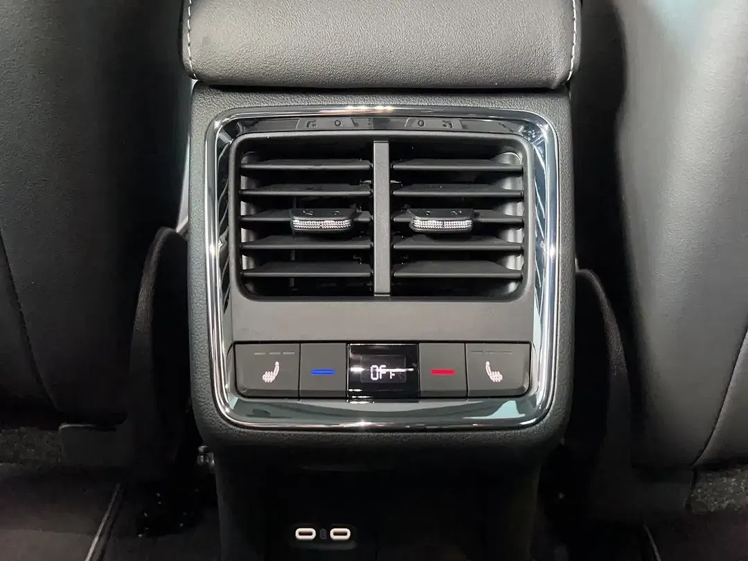 Skoda Enyaq - Thumbnail 15