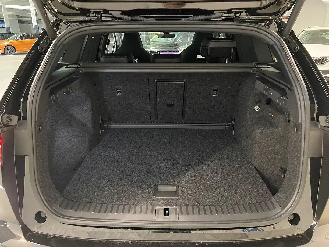 Skoda Enyaq - Thumbnail 8
