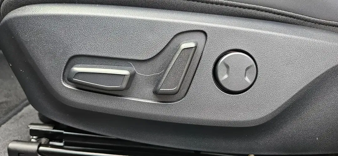 Kia EV4 - Thumbnail 14