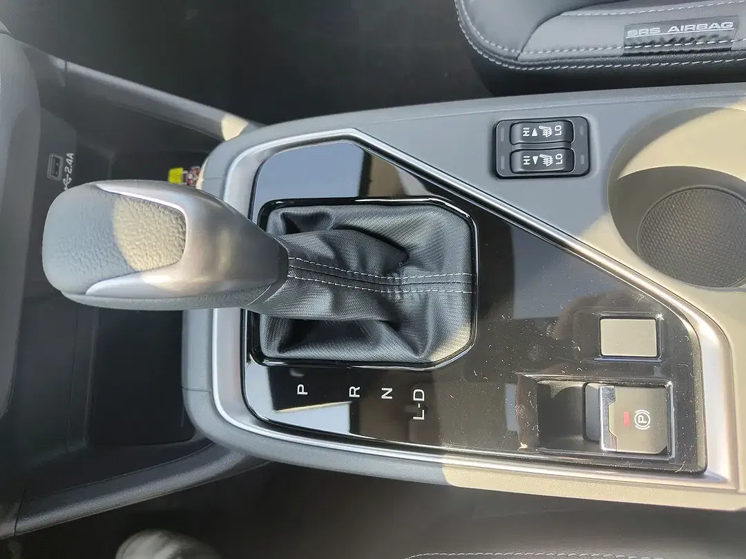 Subaru Crosstrek - Thumbnail 10
