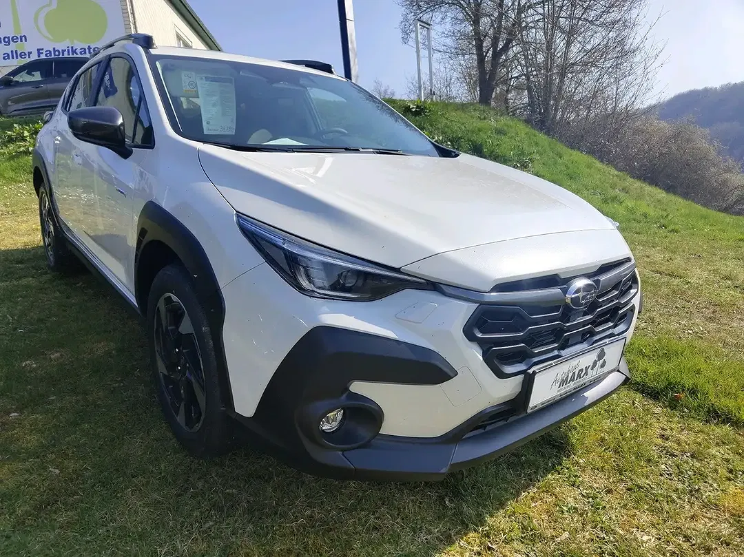 Subaru Crosstrek - Thumbnail 2