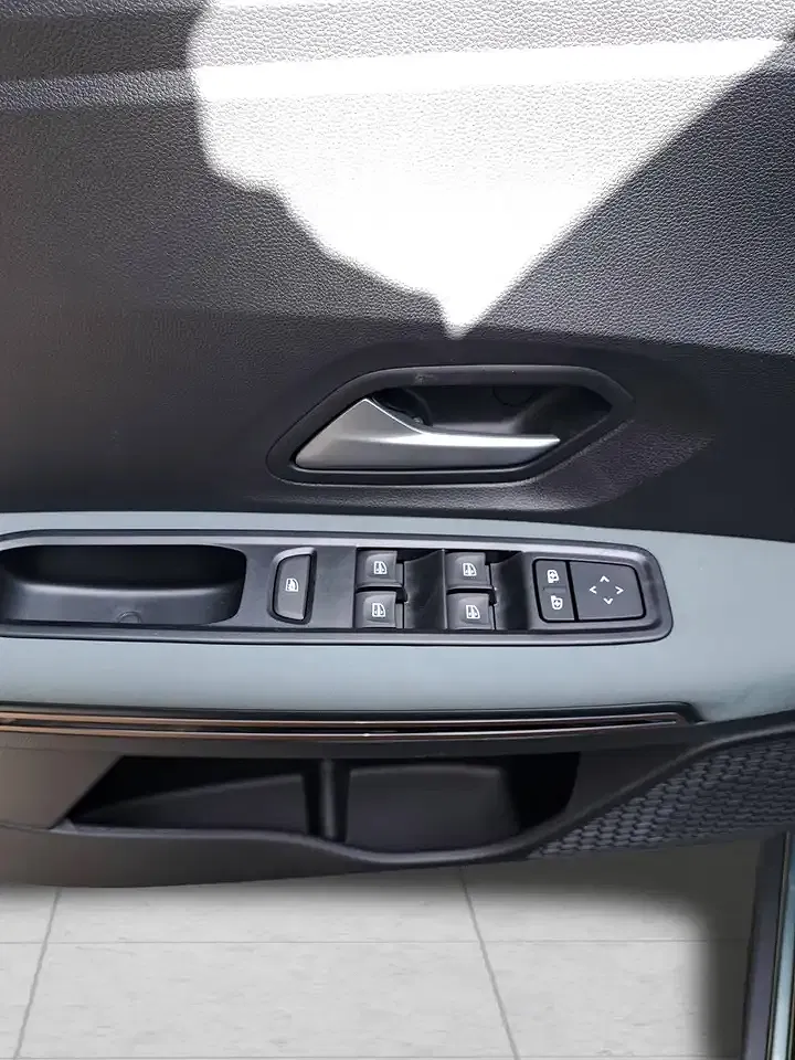 Dacia Sandero - Thumbnail 13