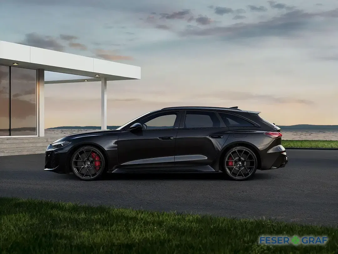 Audi RS5 - Thumbnail 3