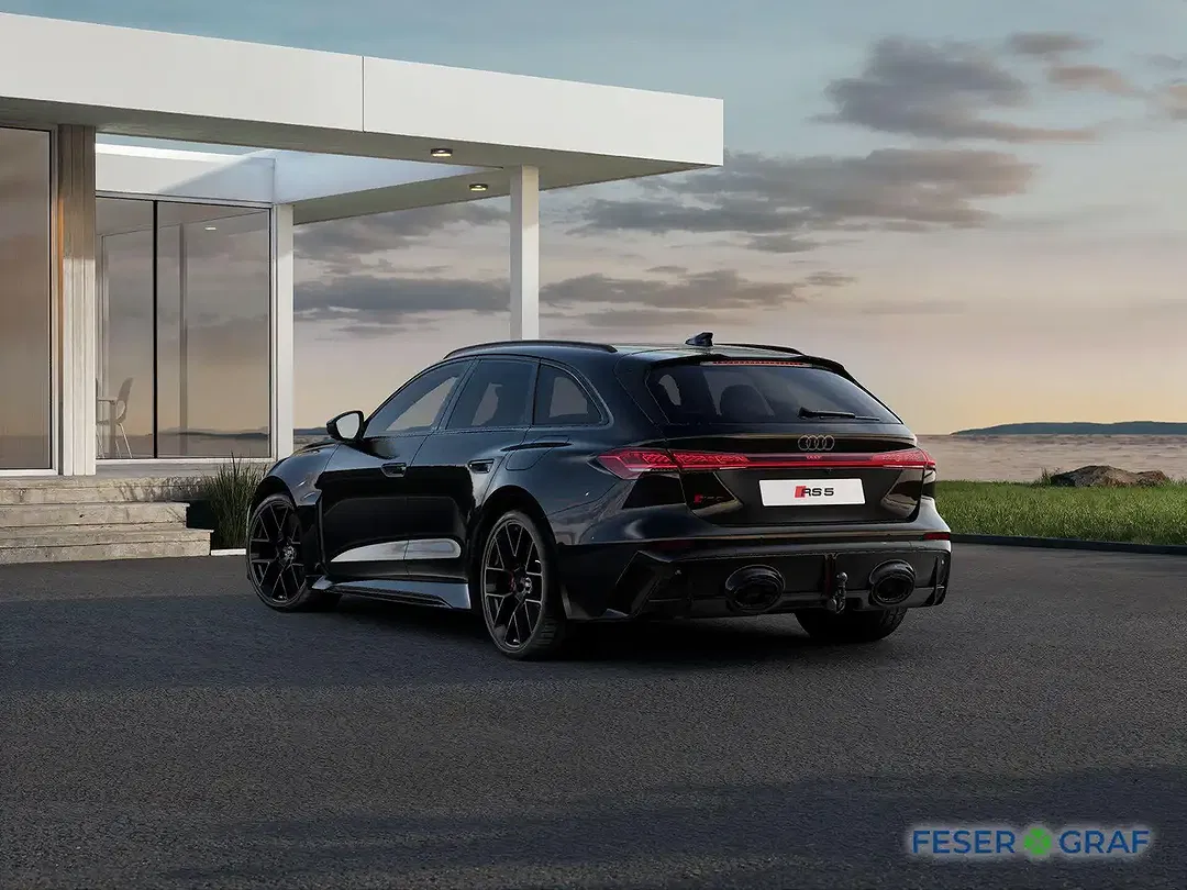 Audi RS5 - Thumbnail 5