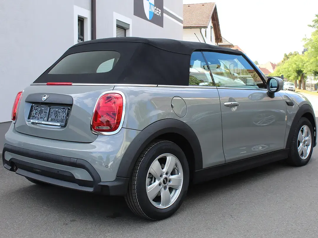 MINI One Cabrio - Thumbnail 11