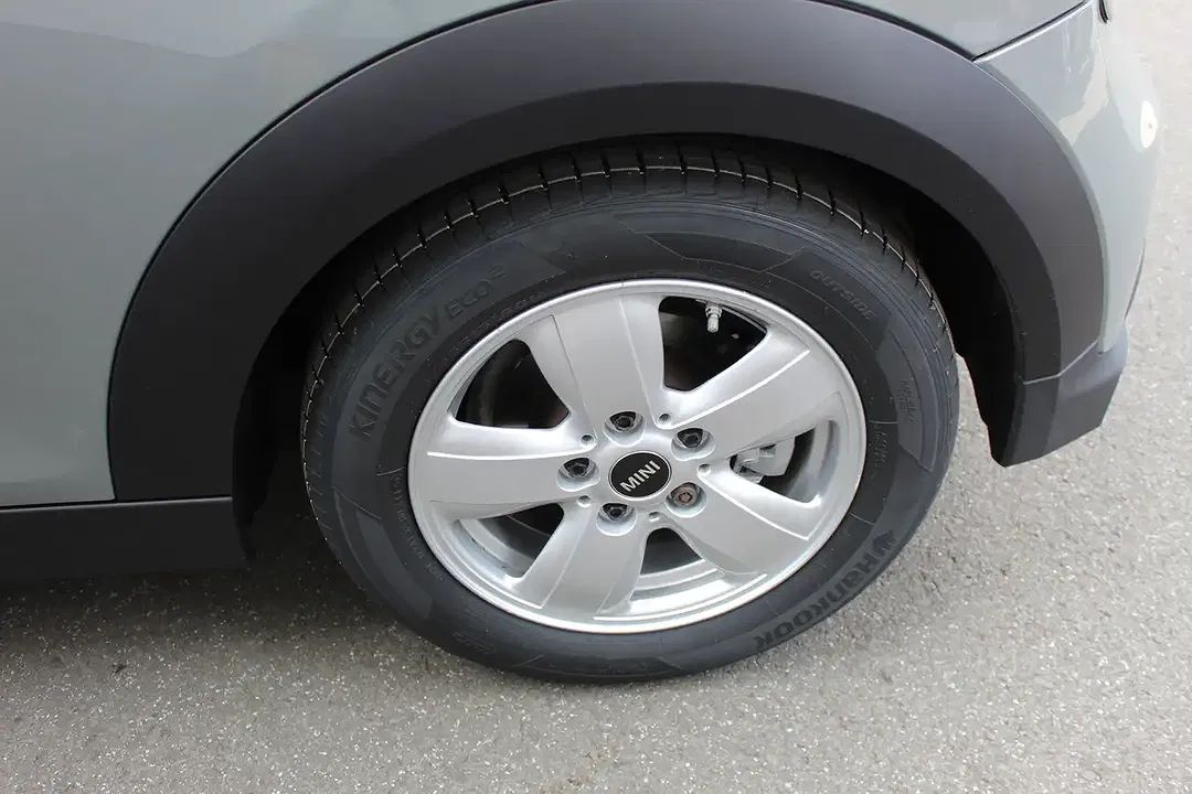 MINI One Cabrio - Thumbnail 15