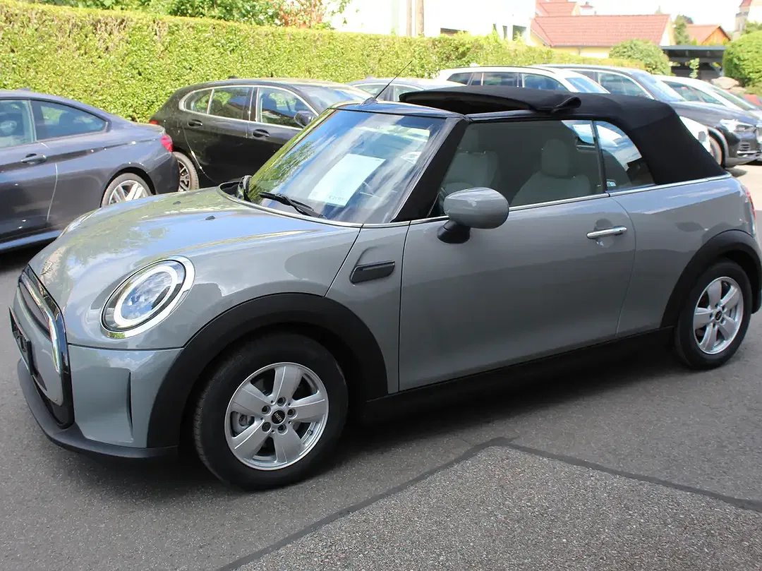 MINI One Cabrio - Thumbnail 5