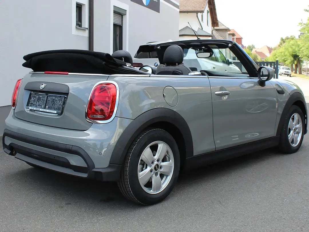 MINI One Cabrio - Thumbnail 8
