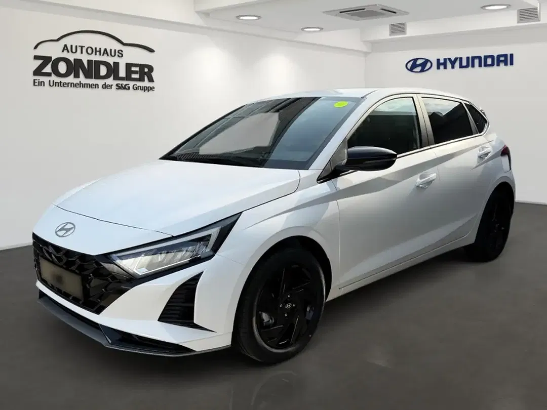Hyundai i20 - Thumbnail 1
