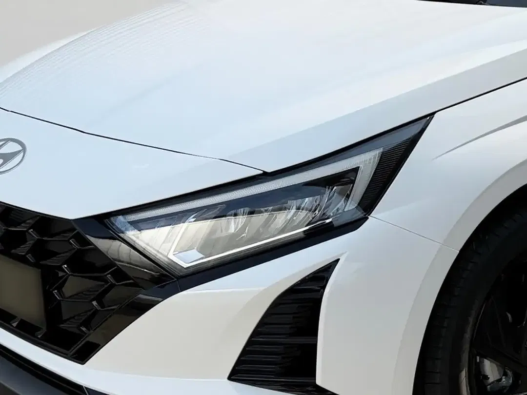 Hyundai i20 - Thumbnail 5