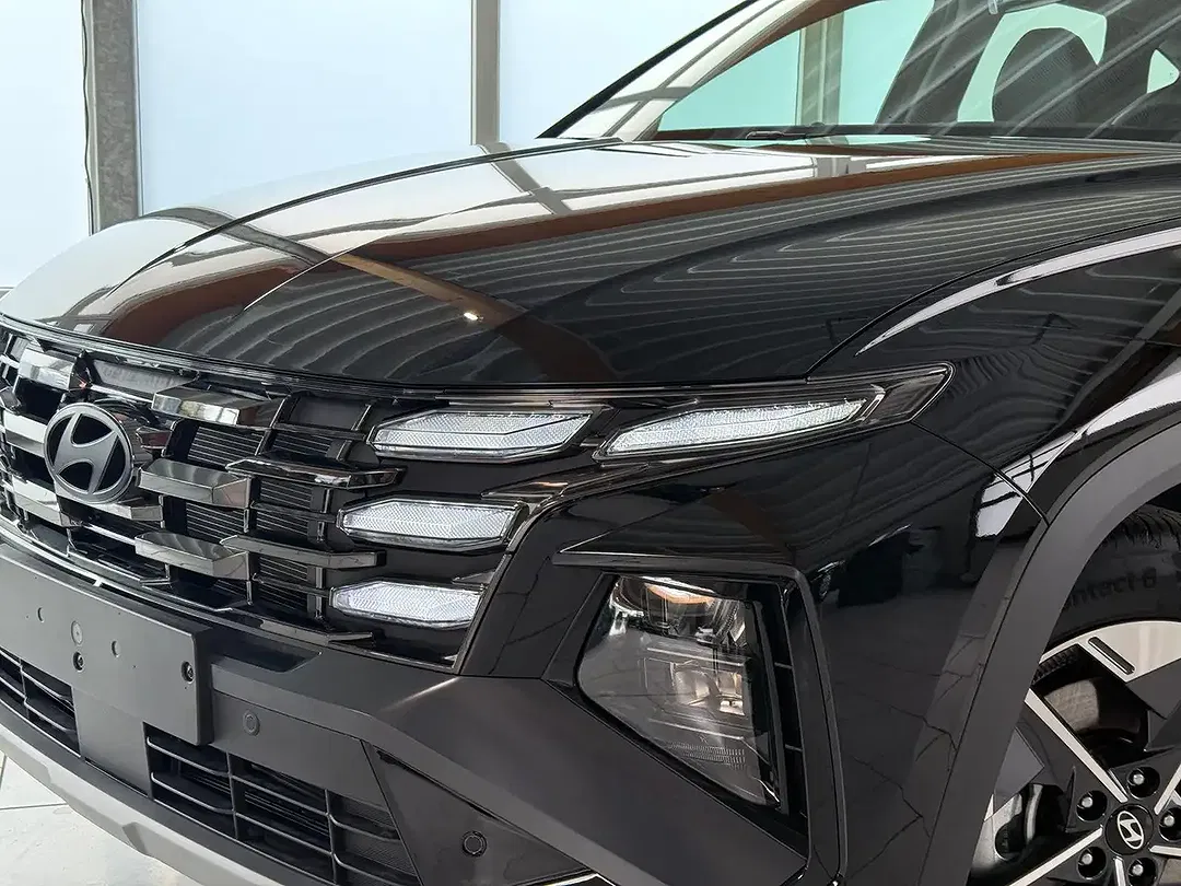 Hyundai TUCSON - Thumbnail 3