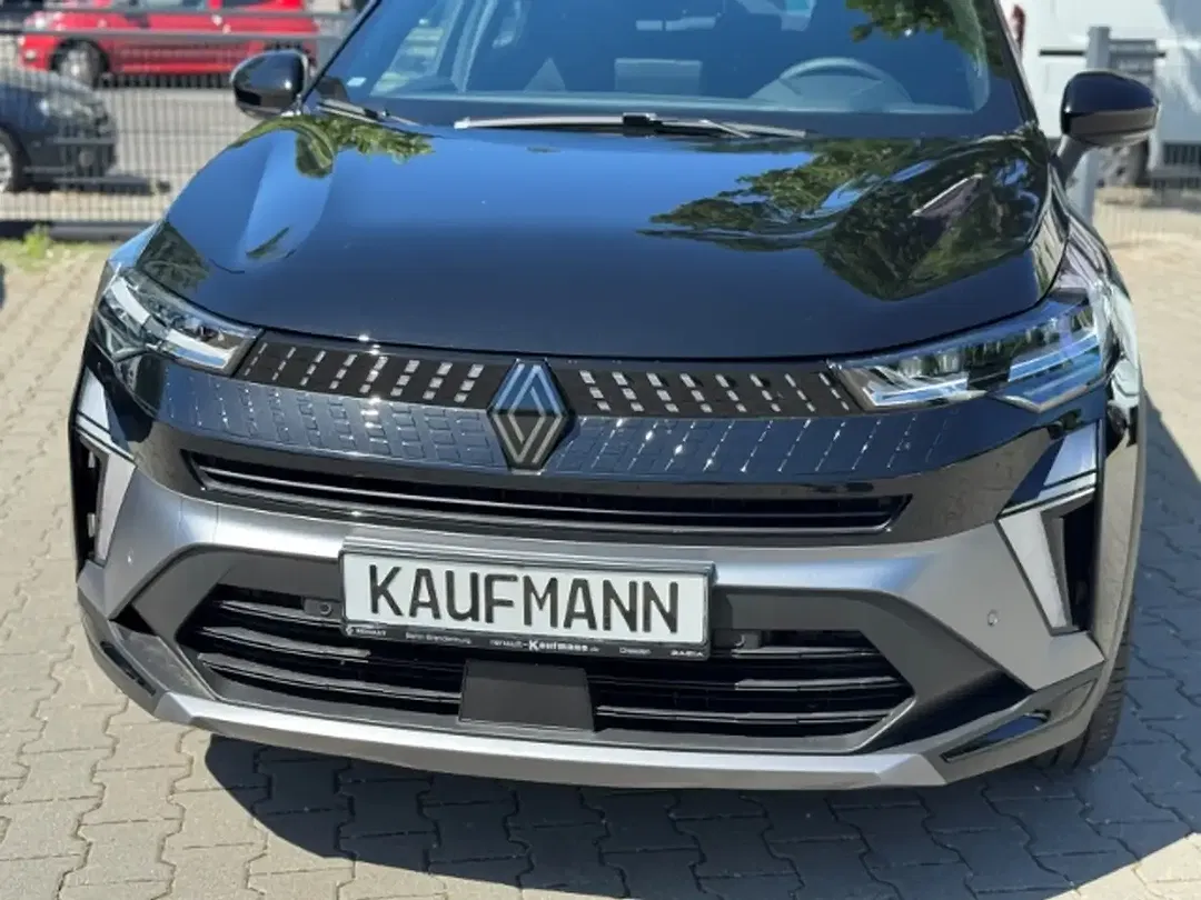 Renault Captur - Thumbnail 3