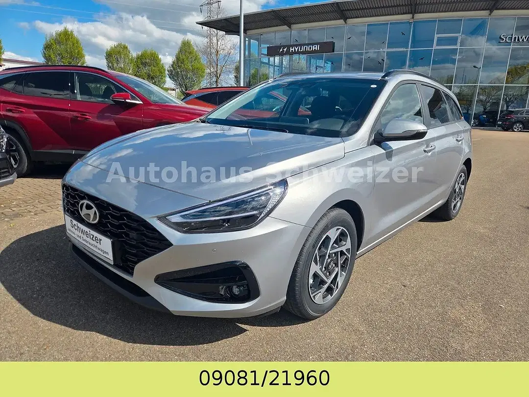 Hyundai i30 - Thumbnail 1