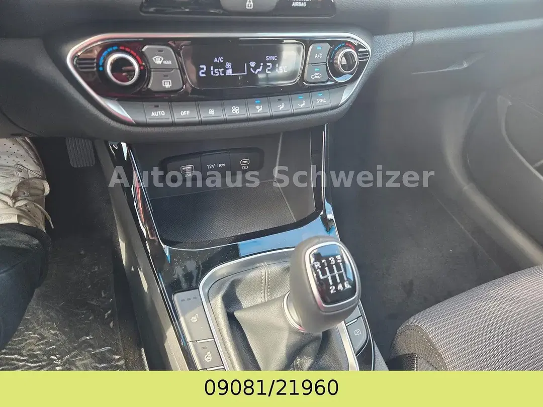 Hyundai i30 - Thumbnail 13