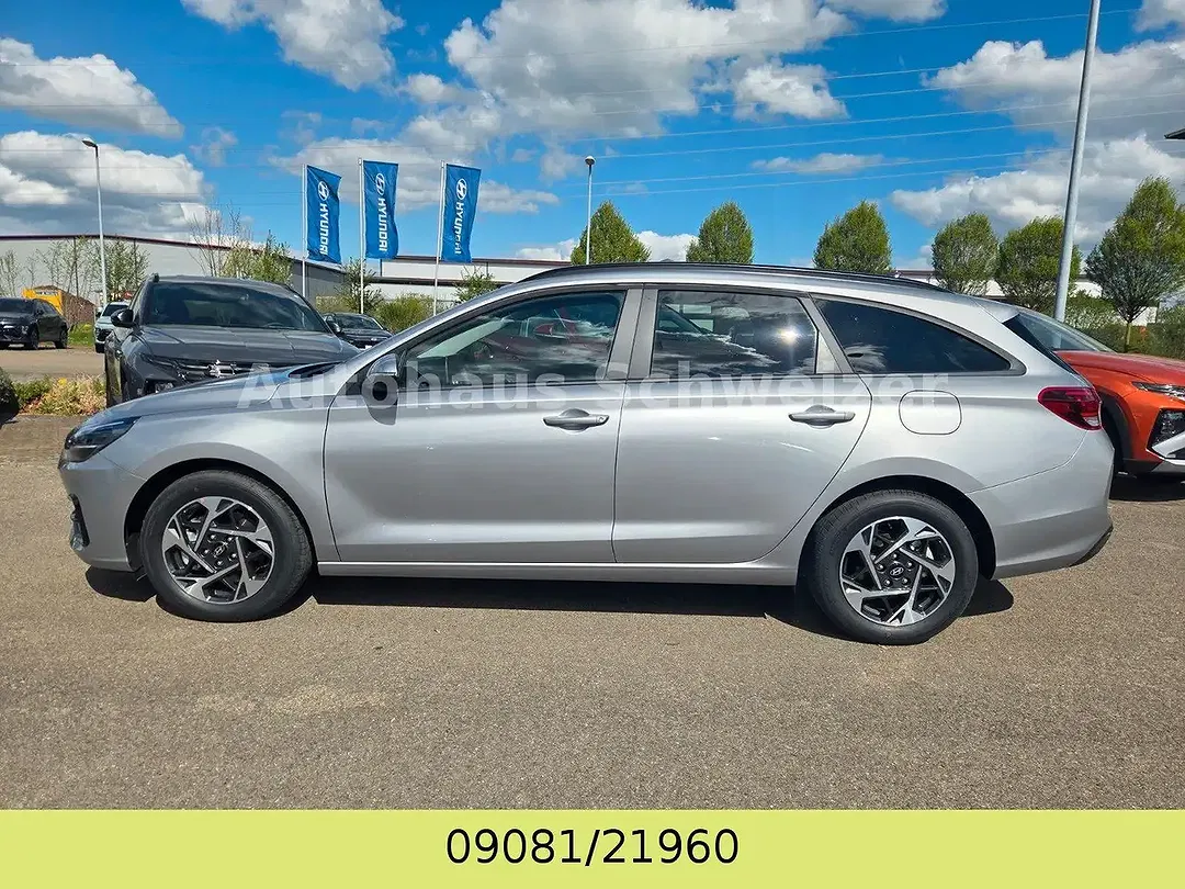 Hyundai i30 - Thumbnail 2
