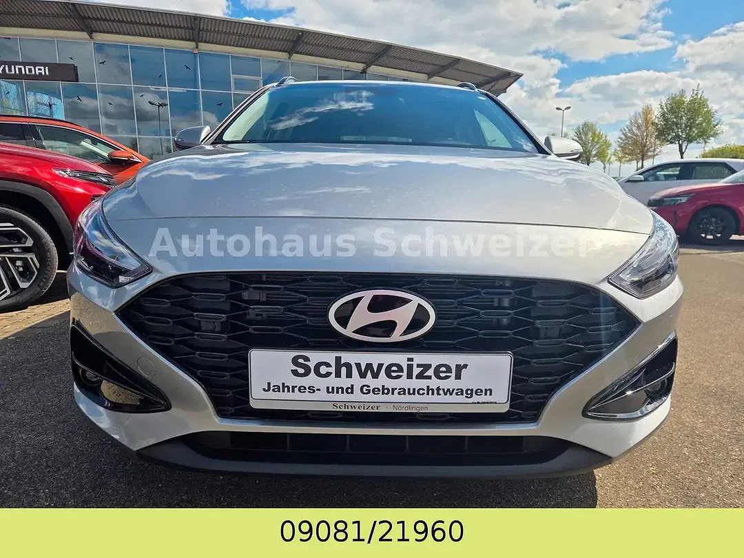 Hyundai i30 - Thumbnail 4