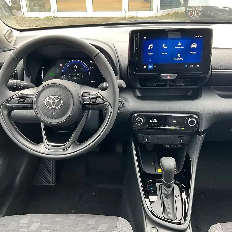 Toyota Yaris - Thumbnail 11